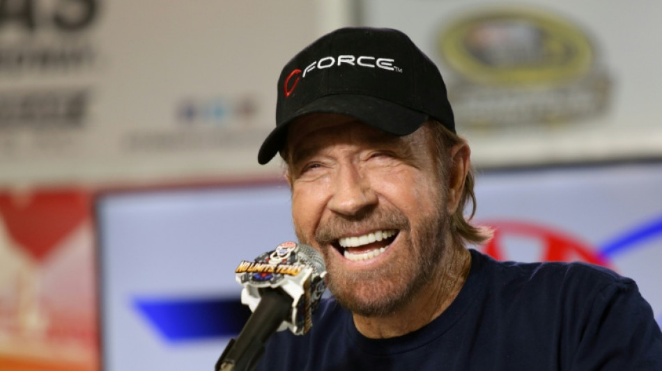 El actor Chuck Norris fue hospitalizado en Haw&aacute;i 