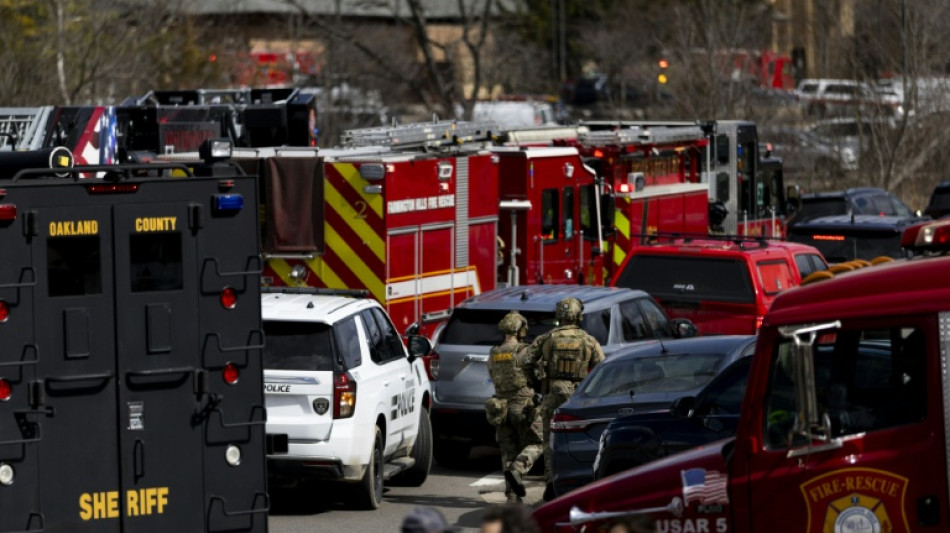 Assailant dead after ramming vehicle into Michigan synagogue