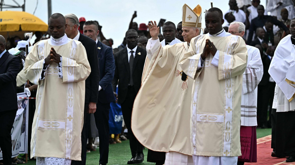 Il Papa, 'la grandezza di un paese non si misura sulla ricchezza'