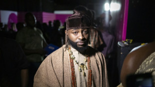 Nigeria: la star de l'afrobeats Davido au c&oelig;ur d'une pol&eacute;mique en ligne apr&egrave;s l'enl&egrave;vement d'&eacute;l&egrave;ves