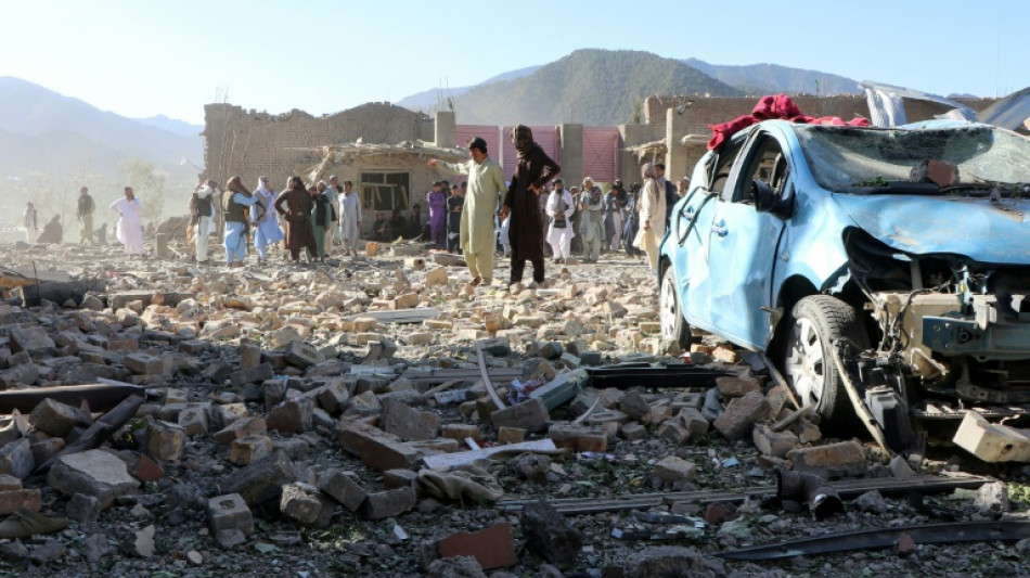 Le Pakistan lance son attaque la plus meurtri&egrave;re contre l'Afghanistan depuis des mois