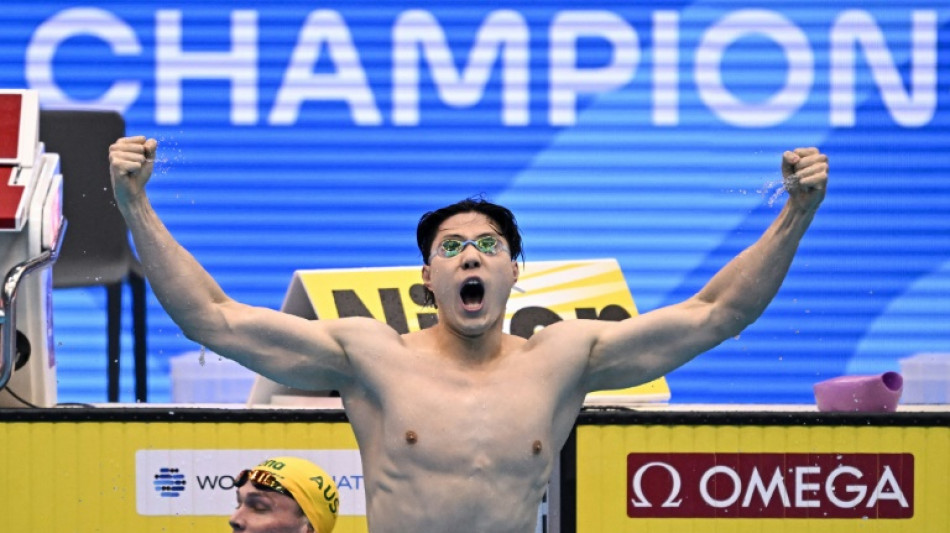 Chin&ecirc;s Qin Haiyang bate recorde e conquista t&iacute;tulo mundial nos 200m peito