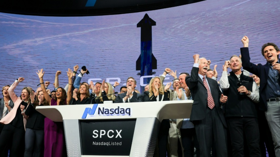 SpaceX, l'entreprise qui promet Mars, en cinq moments forts 