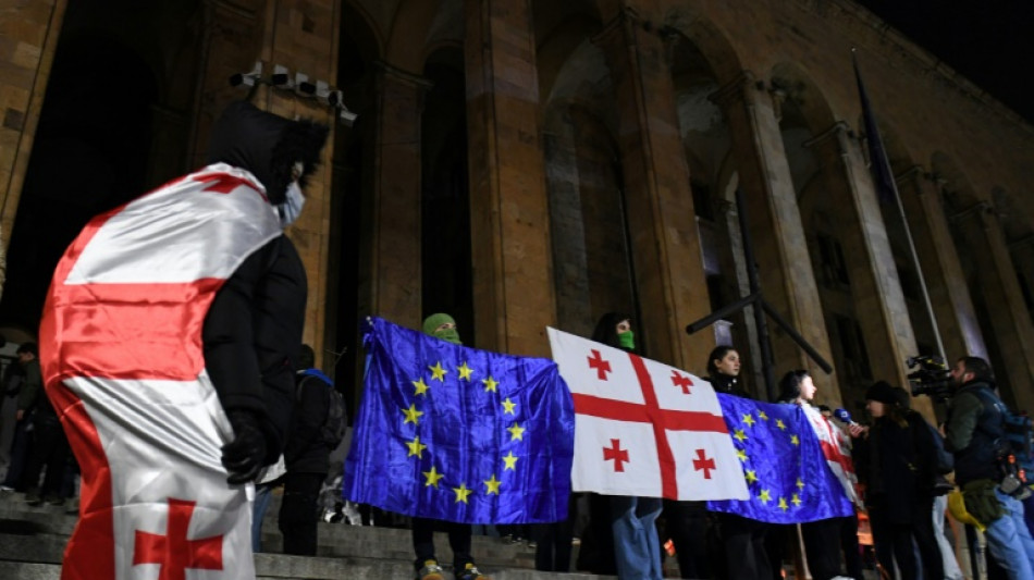La G&eacute;orgie aux urnes pour des &eacute;lections locales, l'opposition appelle &agrave; manifester