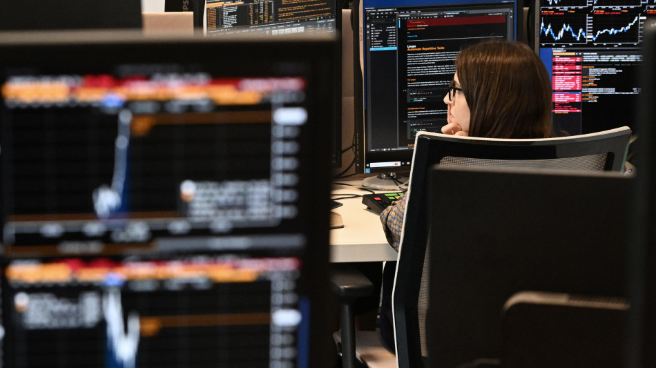 Lo spread Btp e Bund chiude in calo a 75 punti