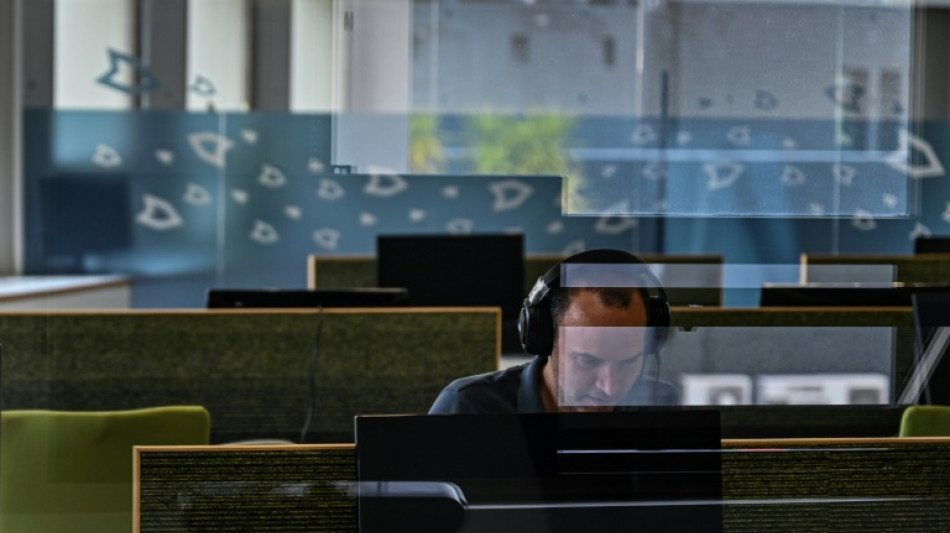 Umfrage: Viele Besch&auml;ftigte nehmen mehr Druck und Gereiztheit auf der Arbeit wahr