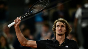 Zverev vence Dimitrov e vai &agrave;s quartas de final de Roland Garros