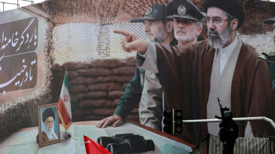 A la troisi&egrave;me semaine de guerre au Moyen-Orient, l'ambassade am&eacute;ricaine frapp&eacute;e en Irak