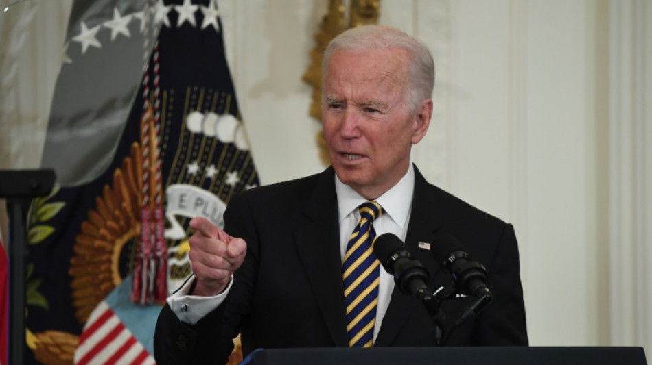 Biden veut renforcer l'aide militaire &agrave; l'Ukraine et lui transf&eacute;rer des avoirs russes
