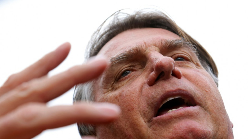 Bolsonaro deja el hospital tras una cirug&iacute;a y regresa a prisi&oacute;n domiciliaria