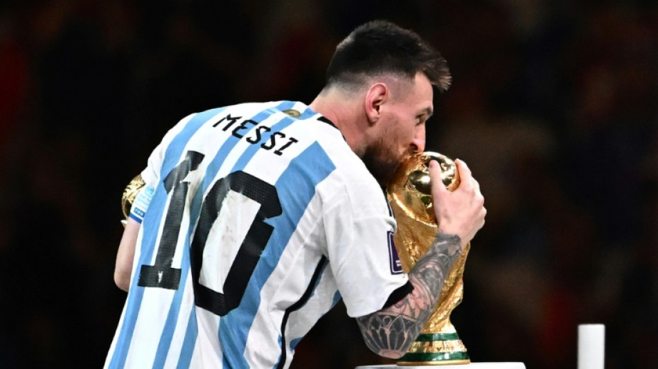 Messi "el m&aacute;s grande" para la prensa mundial