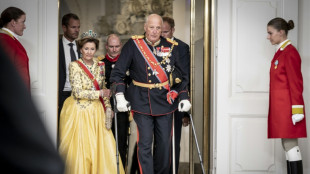 Norwegens K&ouml;nigin zerstreut Sorgen um K&ouml;nig Harald V.