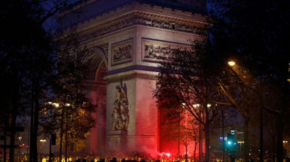 Neuf CRS seront jug&eacute;s pour des violences sur des "gilets jaunes" dans un Burger King en 2018