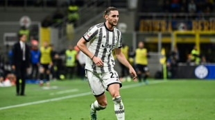 Rabiot renova com a Juventus at&eacute; 2024