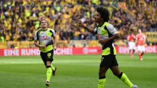 Dortmund suporta press&atilde;o e vence Mainz fora de casa no Alem&atilde;o