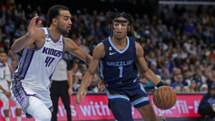 Un "triple-doble" de Jokic gu&iacute;a el triunfo de los Nuggets sobre Boston en la NBA