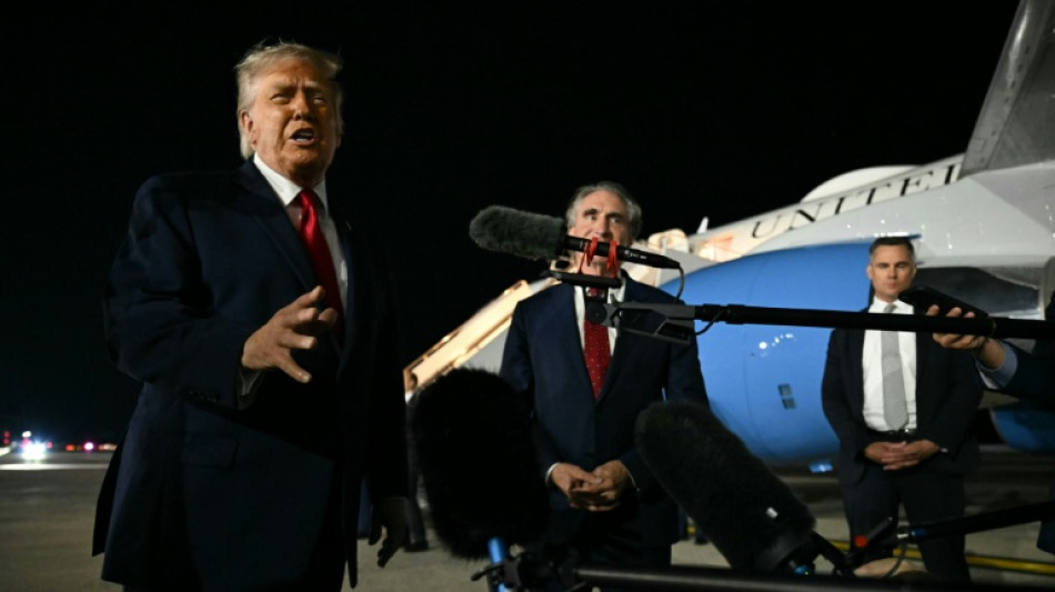 Trump anuncia ataques contra Ir&atilde; por 'fazer Estados Unidos de bobos'