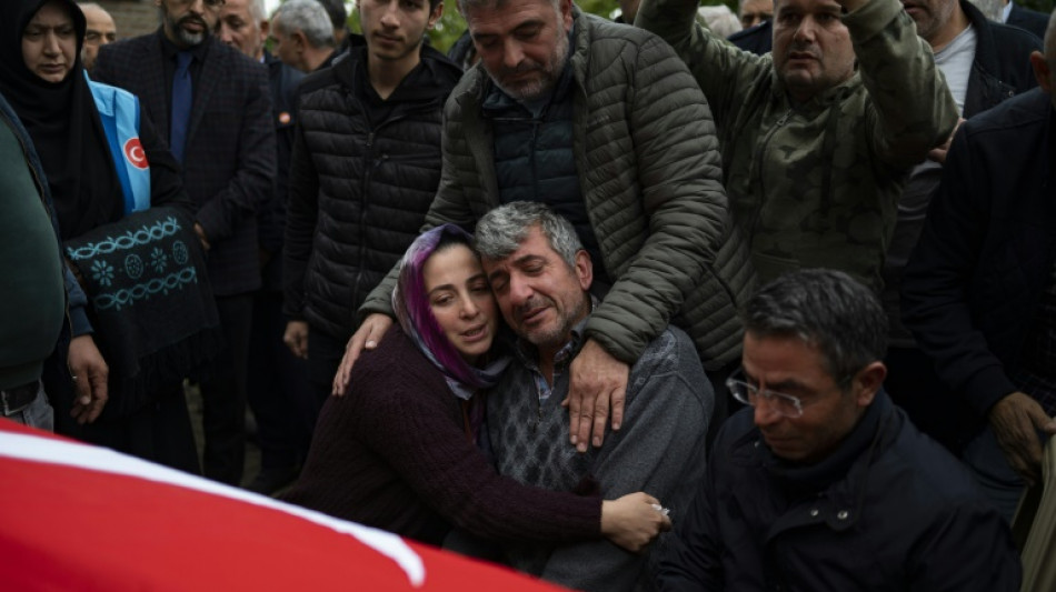 Un pueblo turco en duelo llora a los j&oacute;venes mineros muertos de Amasra