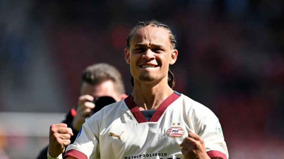 PSG empresta holand&ecirc;s Xavi Simons ao RB Leipzig