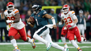 Philadelphia Eagles atropela Chiefs (40-22) e &eacute; campe&atilde;o do Super Bowl