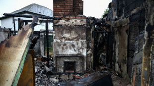 El gobierno brit&aacute;nico condena la "violencia racista" tras otra noche de disturbios en Belfast