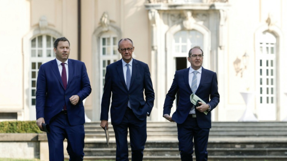 "Sonntagstrend": Zustimmung f&uuml;r Regierungskoalition auf niedrigstem Wert seit Antritt