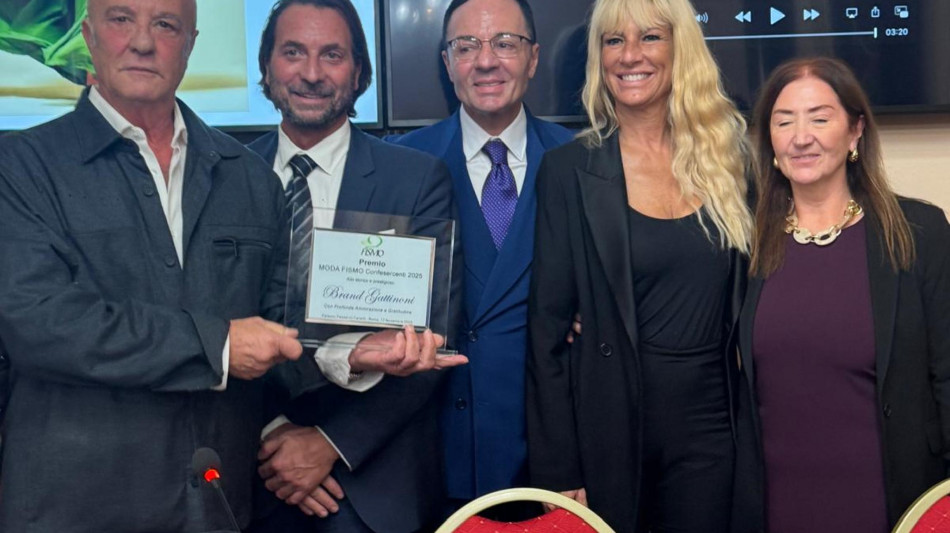 Alla maison Gattinoni il premio Moda Fismo Confesercenti