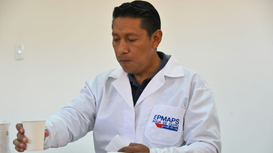 En Equateur, des go&ucirc;teurs d'eau pour la capitale Quito