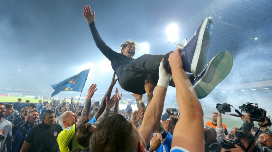 Italie: Antonio Conte reste finalement à Naples