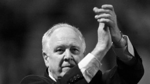 Craig Brown, ex-t&eacute;cnico da sele&ccedil;&atilde;o escocesa, morre aos 82 anos 