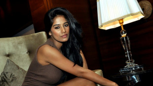 Una modelo india finge su muerte en redes para concienciar sobre el c&aacute;ncer de &uacute;tero