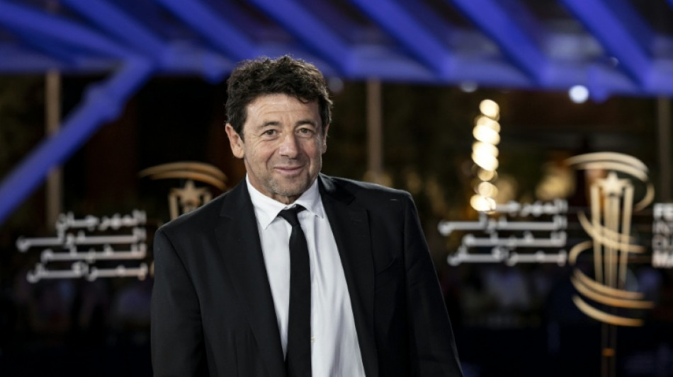 La fiscal&iacute;a pide encarcelar al popular cantante franc&eacute;s Patrick Bruel, acusado de abusos sexuales
