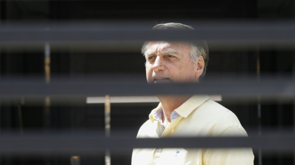 El supremo brasile&ntilde;o exige a Bolsonaro explicaciones sobre un arma en su prisi&oacute;n domiciliaria
