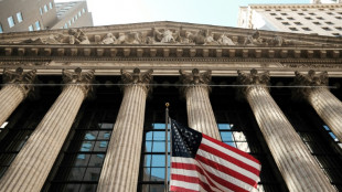 Wall Street ouvre en hausse, salue l'annonce de la r&eacute;ouverture du d&eacute;troit d'Ormuz