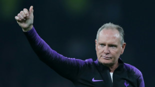 El exfutbolista Paul Gascoigne sale del hospital