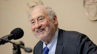 Nobelpreistr&auml;ger Stiglitz: Trump hat "Handgranate auf Weltwirtschaft geworfen"