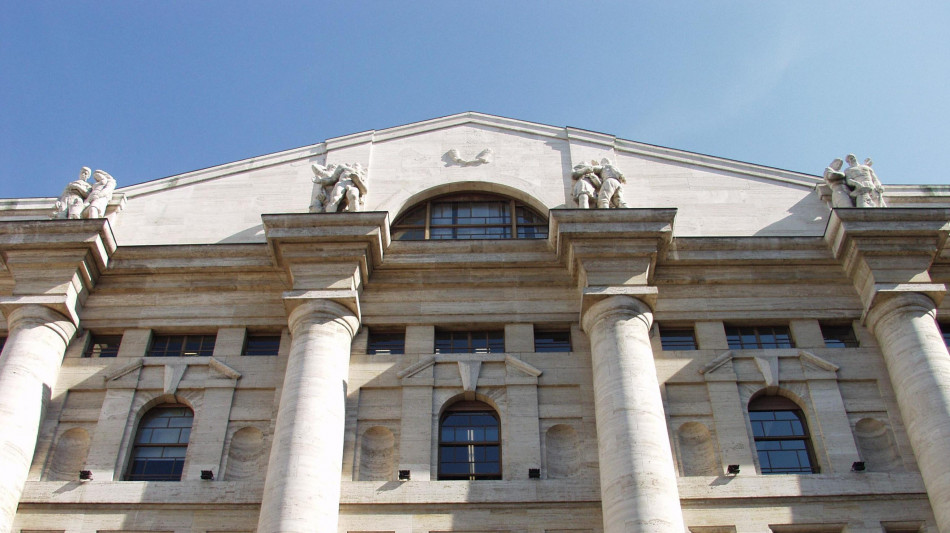 Borsa: Milano apre in negativo, Ftse Mib +0,%