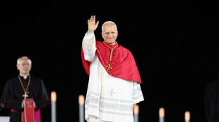 El papa habla de salud mental y feminicidios en una vigilia en Barcelona