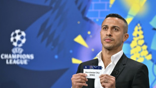 Manchester City e Real Madrid v&atilde;o se enfrentar nos playoffs da Champions