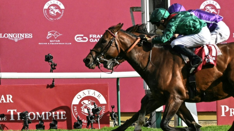 Daryz wins emotional and thrilling Prix de l'Arc de Triomphe