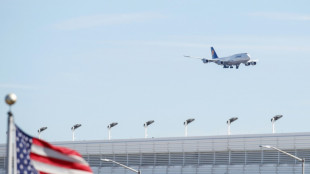 EEUU anuncia que cancelar&aacute; el test de covid-19 obligatorio para viajeros que lleguen v&iacute;a a&eacute;rea