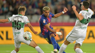 Barcelona se recupera de derrota no Cl&aacute;ssico com vit&oacute;ria sobre o Elche
