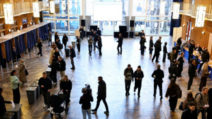 El bloque de izquierda de la primera ministra danesa encabeza comicios pero sin mayor&iacute;a