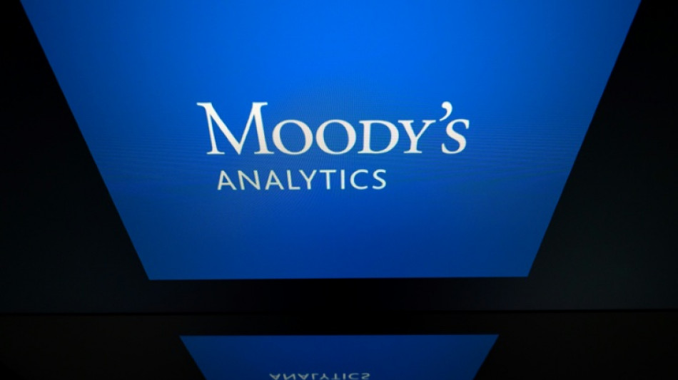 Moody's mant&eacute;m nota da Fran&ccedil;a mas altera perspectiva