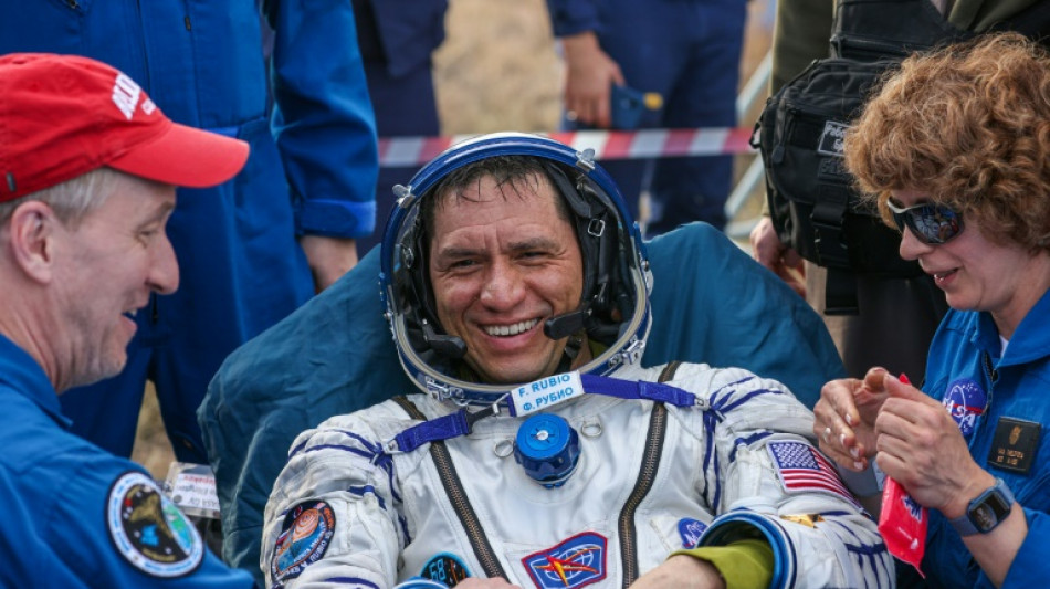 Caminar en gravedad, un desaf&iacute;o para Frank Rubio tras 371 d&iacute;as en el espacio