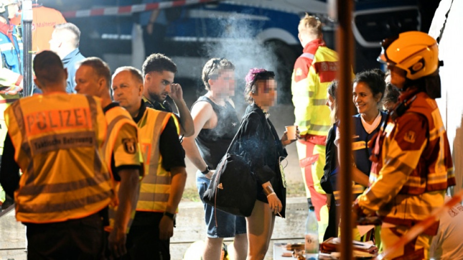 Un v&eacute;hicule fonce dans la foule &agrave; la gay pride de Berlin: un mort, 16 bless&eacute;s