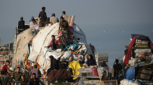 Israeli tanks, jets bombard Gaza City as Palestinians flee 