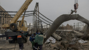 Ucr&acirc;nia diz que di&aacute;logo com R&uacute;ssia em Abu Dhabi &eacute; 'produtivo'