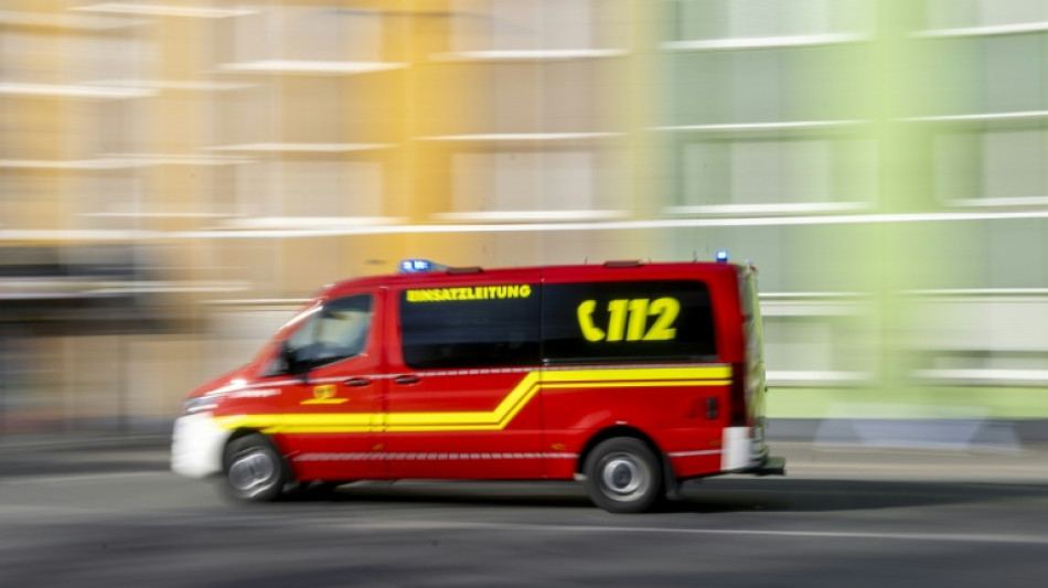 Kein Anschlag laut Polizei: Auto f&auml;hrt in Niedersachsen in Menschengruppe