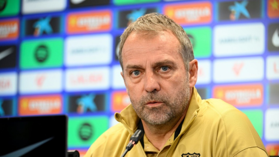 Ap&oacute;s cr&iacute;ticas do Real Madrid &agrave; arbitragem, Barcelona n&atilde;o buscar&aacute; 'desculpas', diz Flick